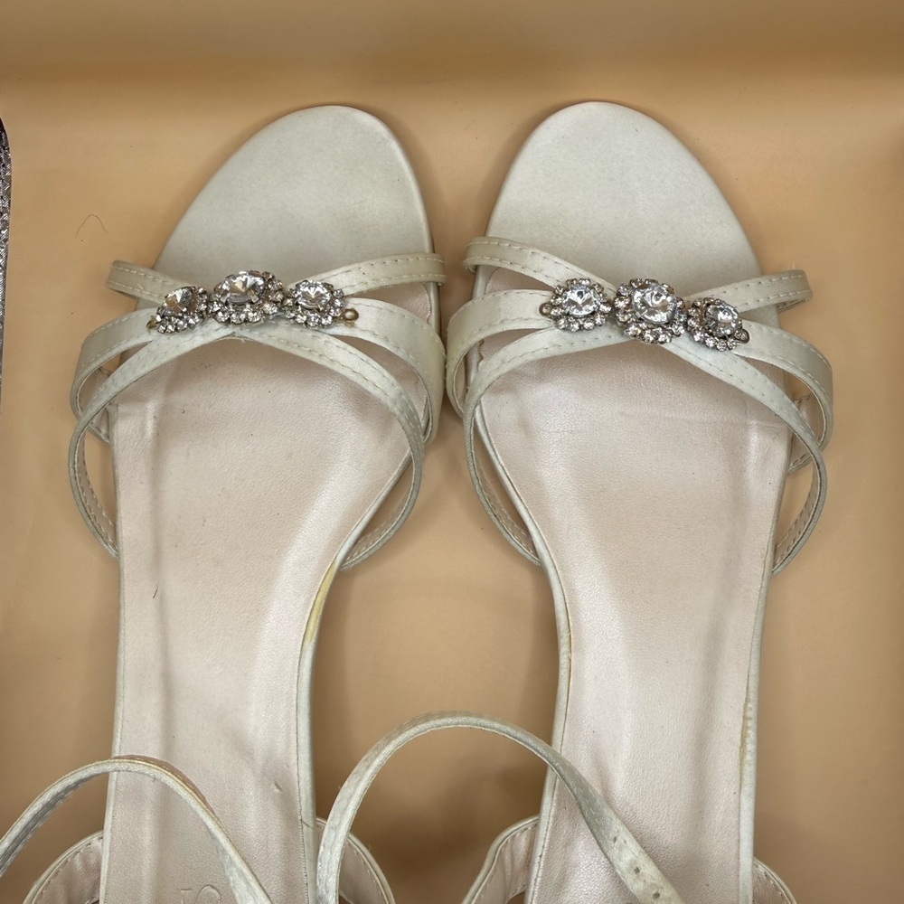 David's Bridal dyed light Ivory Sandals with Rhinestone Detail - Picture 7 of 13